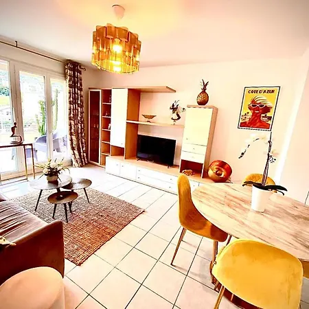 L'exotique * Μεντόν